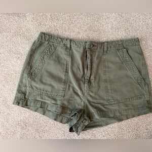 NWT aerie Olive Utility Shorts with Elastic Waist